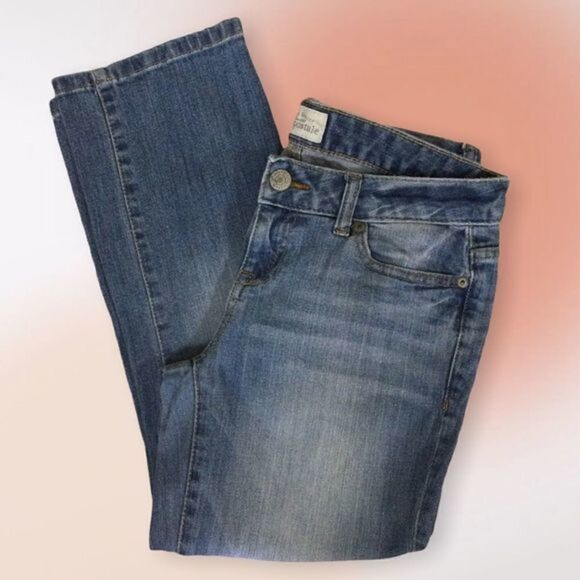 AEROPOSTALE Faded Medium‎ Wash Cropped Jeans Size 1/2 - Picture 2 of 8